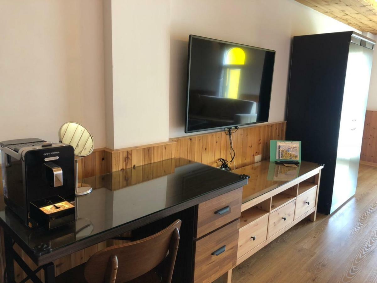 Cingjing Brilliant Twins Of Seattle Apartment Renai Bagian luar foto